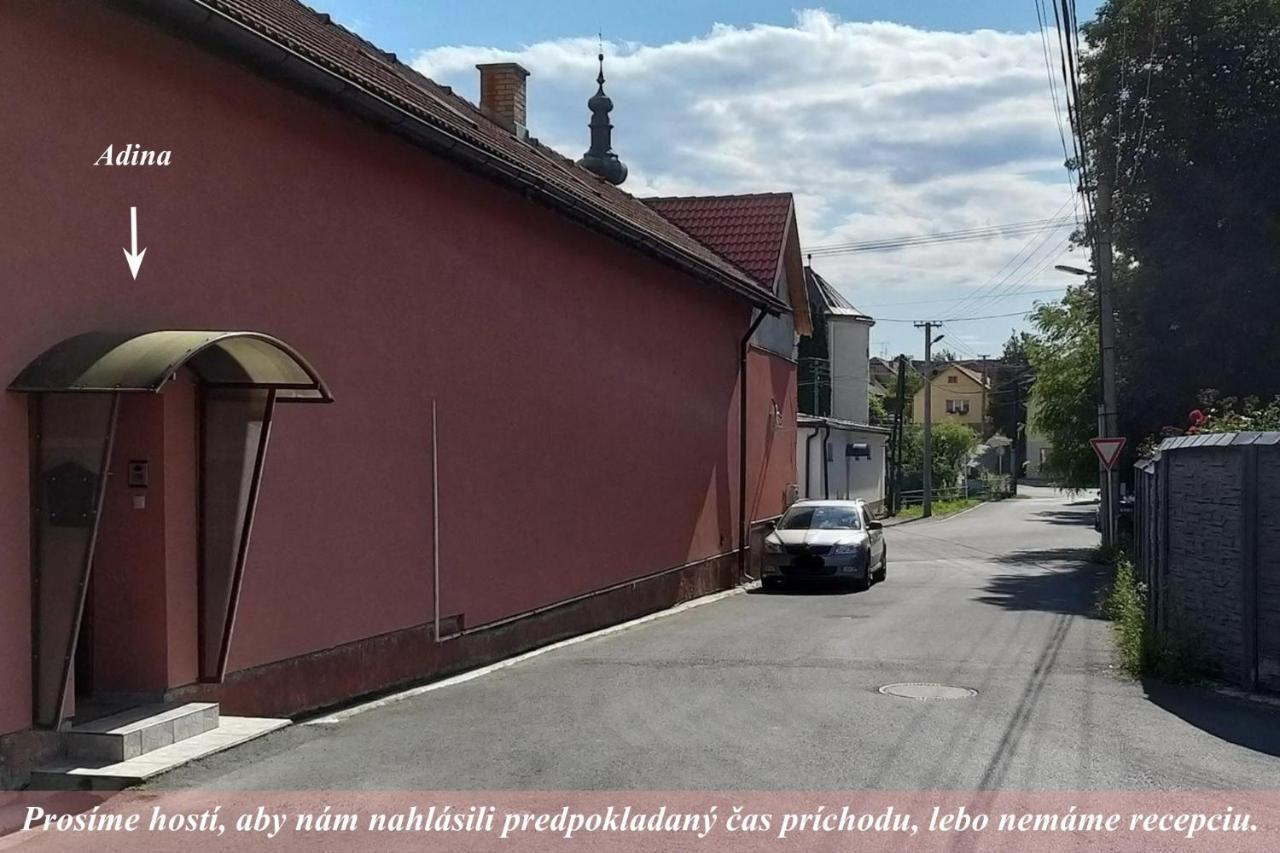 Ubytovanie Adina Poltár Exterior foto